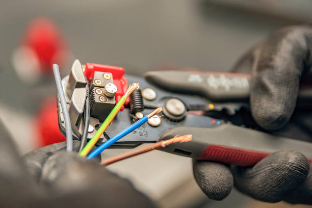 Best Electric Panel Repair  in Bayport, NY