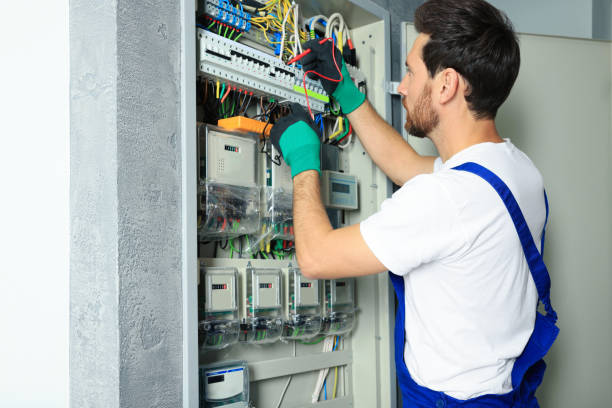 Best Circuit Breaker Repair  in Bayport, NY
